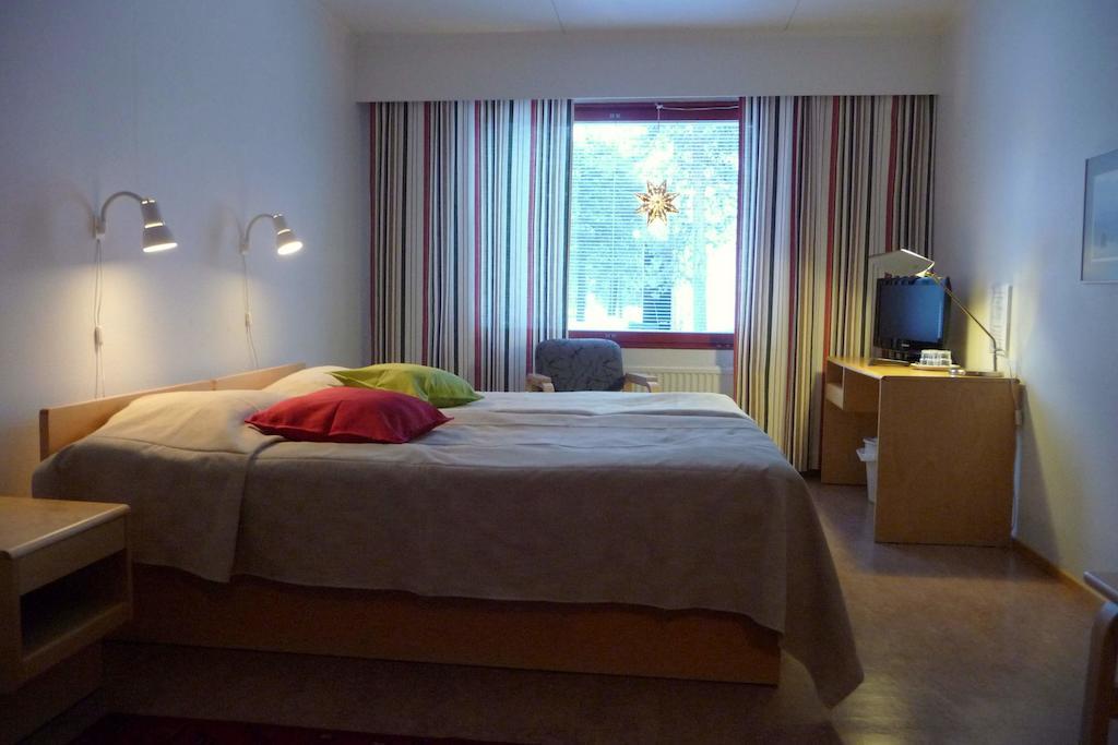 Karemajat Panorama Hotel Юлиторнио Номер фото
